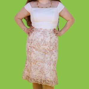 NWT Laundry by Shelli Segal Off-White Mesh Embroidered Cocktail Dress, 6